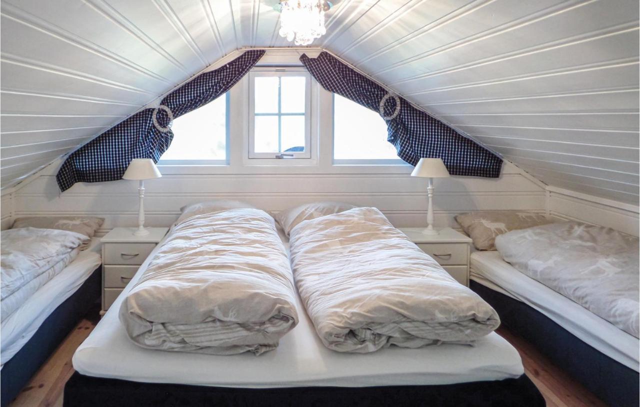 5 Bedroom Cozy Home In Norheimsund Eksteriør bilde