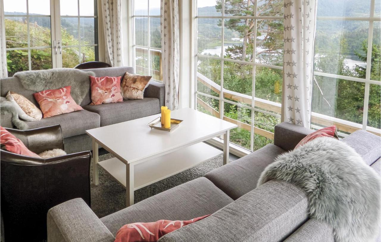 5 Bedroom Cozy Home In Norheimsund Eksteriør bilde